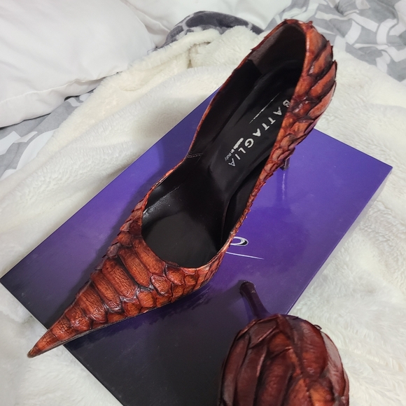 Super Sexy Stilettos - Picture 3 of 6